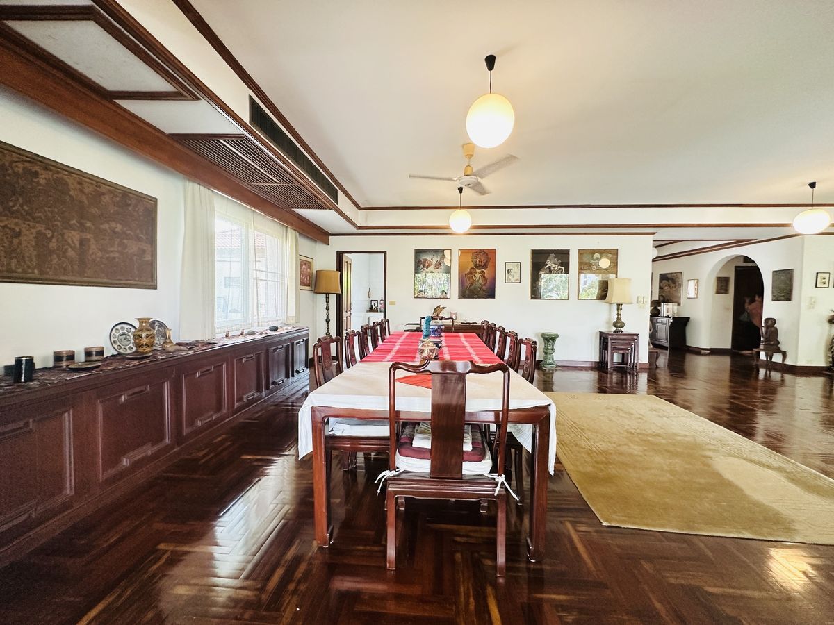 For SaleHousePathum Thani,Rangsit, Thammasat : House for sale Muang Ek Village, big house, good condition, area of 324 sq.w., behind the house next to the waterfront, Soi Ekarat 6, Lak Hok Subdistrict, Mueang Pathum Thani District Pathum Thani Province