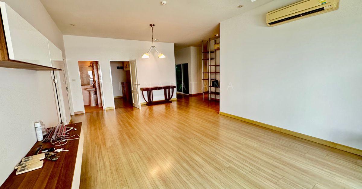 ขายคอนโดสุขุมวิท อโศก ทองหล่อ : ขายคอนโด 3 ห้องนอน Tristan Condominium – คอนโดย่านสุขุมวิทที่สงบและเป็นส่วนตัว