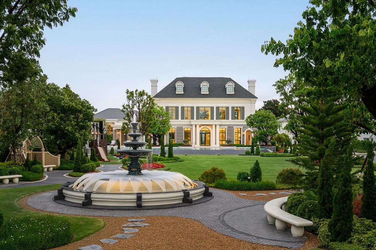 ขายบ้านบางนา แบริ่ง ลาซาล : 🎉 𝗕𝗘𝗦𝗧 𝗗𝗘𝗔𝗟 🎉 เศรษฐสิริ บางนา กม. 𝟏𝟎  ❤️‍🔥𝟒 ห้องนอน 𝟒 ห้องน้ำ,พื้นที่ 𝟐𝟒𝟕 ตรม.🔥ราคาเริ่มต้น 𝟐𝟒.𝟗 ลบ.*🔥📱𝟬𝟴𝟭-𝟵𝟴𝟯-𝟲𝟲𝟮𝟱