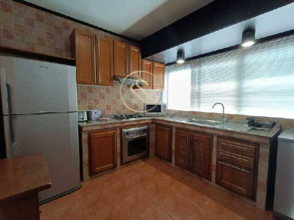 For RentAri,Anusaowaree : Luxury apartment for rent in the heart of Ari, 3 bedrooms, 3 bathrooms, 1 large kitchen, 200 sqm.