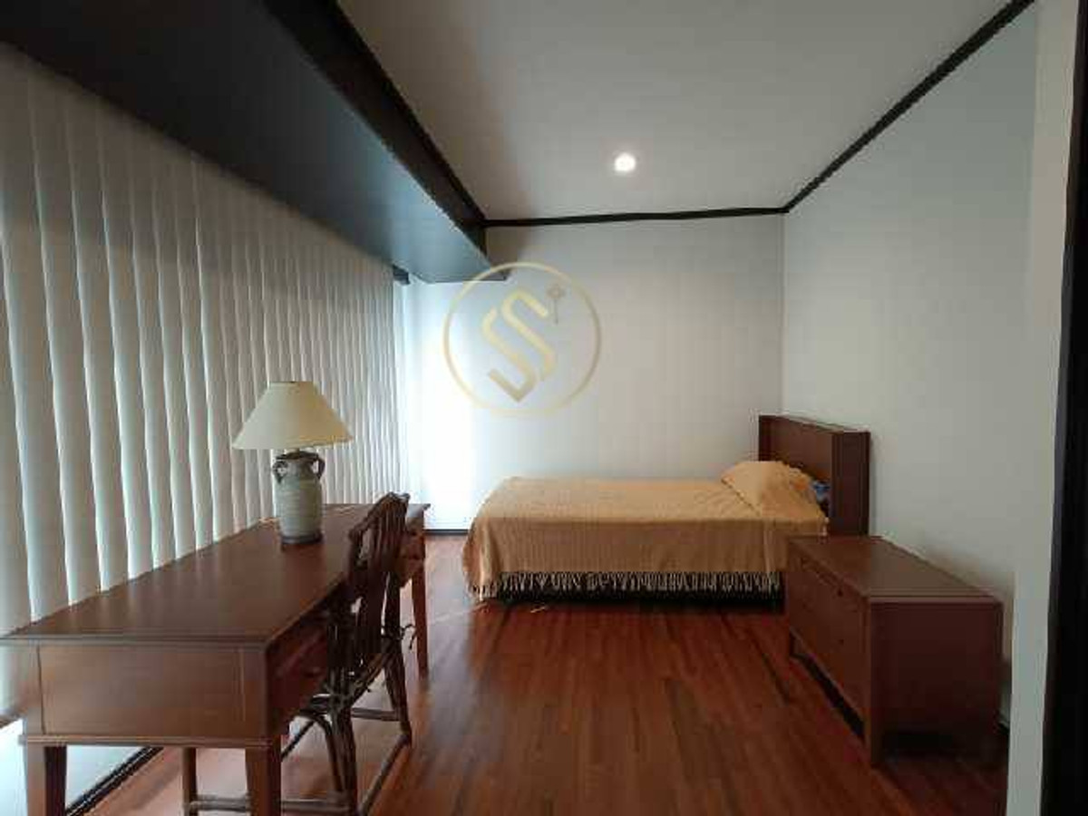 For RentAri,Anusaowaree : Luxury apartment for rent in the heart of Ari, 3 bedrooms, 3 bathrooms, 1 large kitchen, 200 sqm.