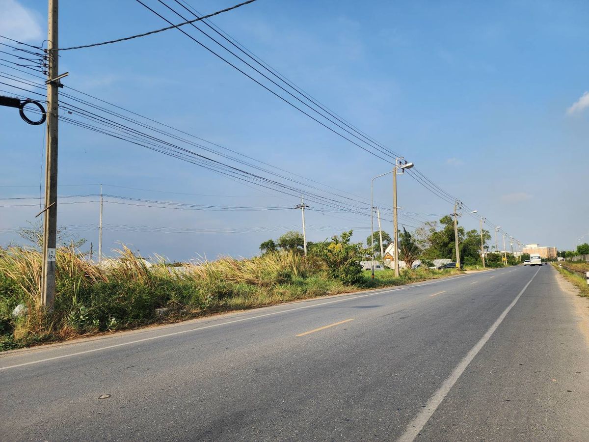 ขายที่ดินลาดกระบัง สุวรรณภูมิ : ขายที่ดิน 125 ตรว. ติดมอเตอร์เวย์ ใกล้ ICD ลาดกระบัง ใกล้โรงพยาบาลพระจอมเกล้าเจ้าคุณทหาร ผังสีเขียว
