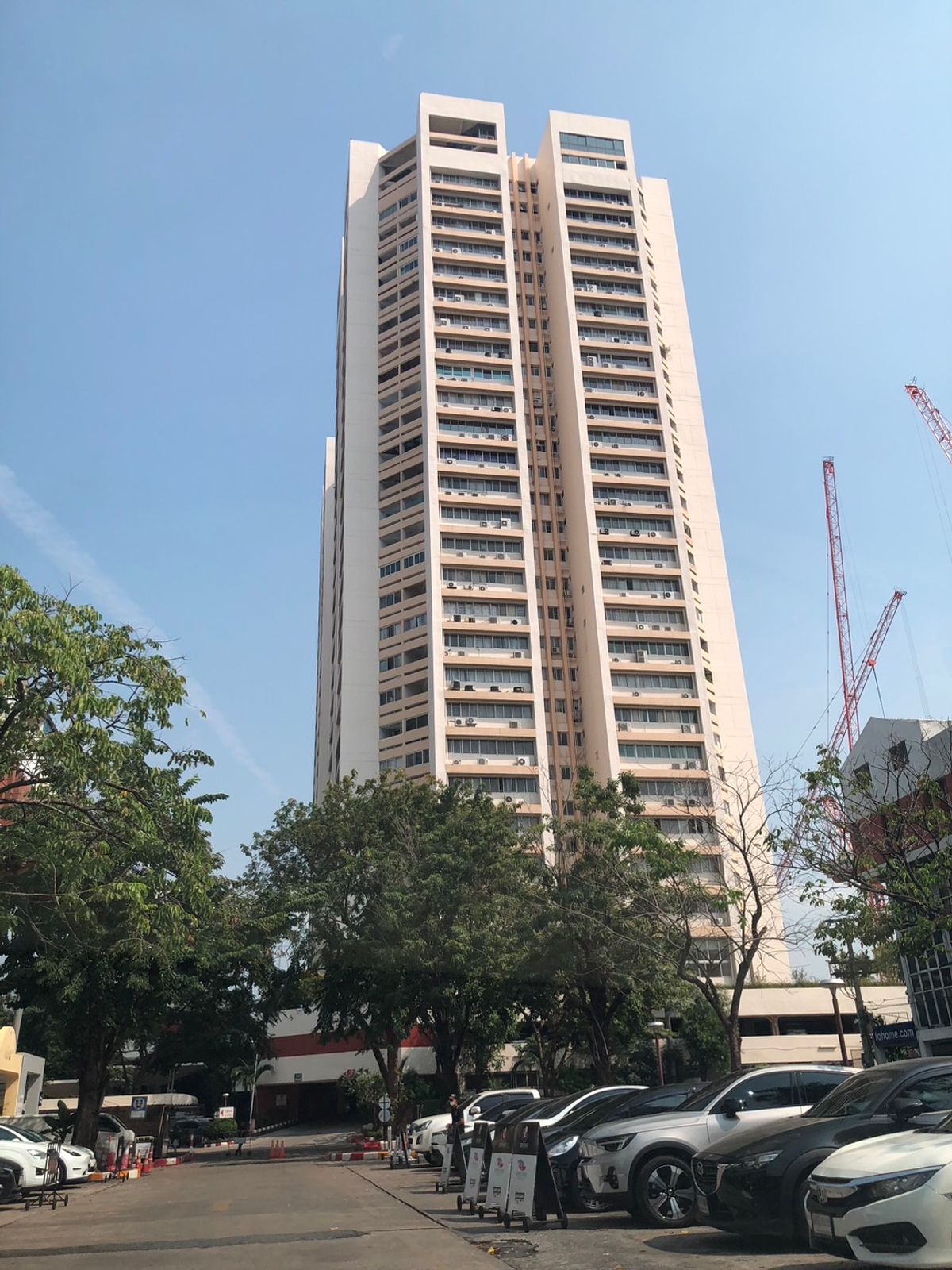 ให้เช่าคอนโดสุขุมวิท อโศก ทองหล่อ : 🌟 ให้เช่า Tai Ping Tower เอกมัย 🌆 🏡 ห้องใหญ่ 3 ห้องนอน 3 ห้องน้ำ | ใจกลางเอกมัย ใกล้ BTS 🚆 พร้อมอยู่!