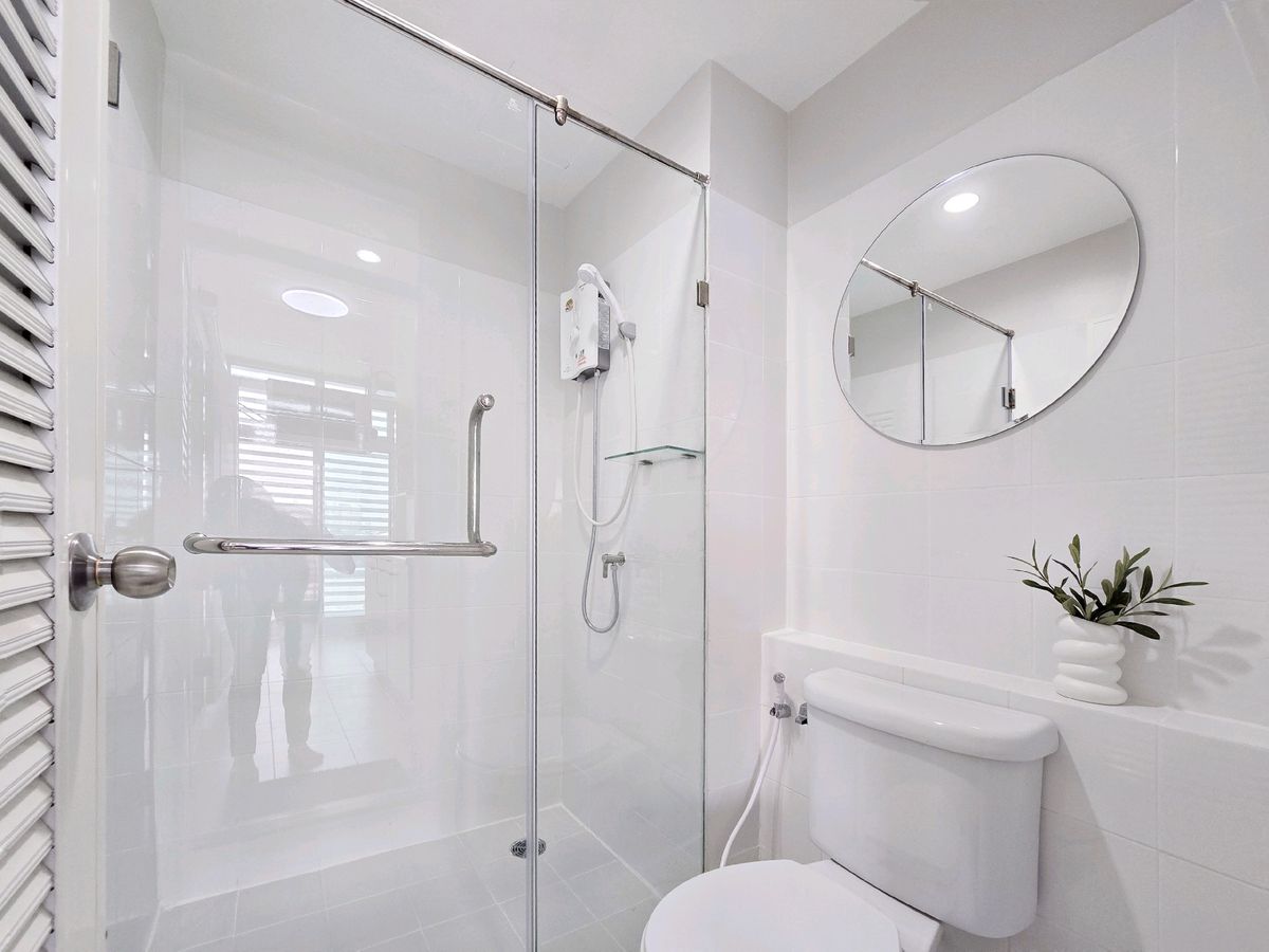 For SaleCondoChokchai 4, Ladprao 71, Ladprao 48, : 📌 Are you looking? The condo is comfortable. Renting is worth it! Condo on the golden location Lat Phrao - Wang Hin, near MRT and big mall 👉The Tree Ladprao - Wang Hin (The Tree Ladprao - Wang Hin) ✨️