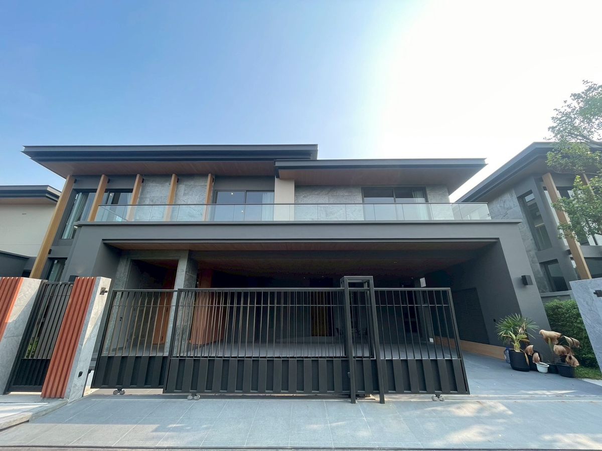 ให้เช่าบ้านพัฒนาการ ศรีนครินทร์ : SIRANINN Residences
