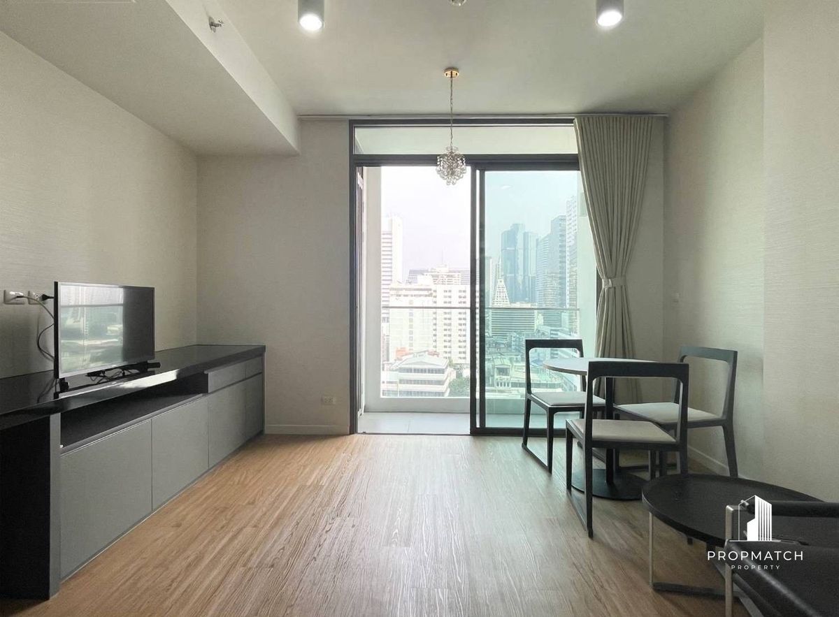 ขายคอนโดสีลม ศาลาแดง บางรัก : ✨Flash Deal ✨Siamese Surawong ( 1Bed 1Bath 35SQM.) พร้อมอยู่ ! เพียง 4,290,000 บาท Tel.0981315848 @propmatch
