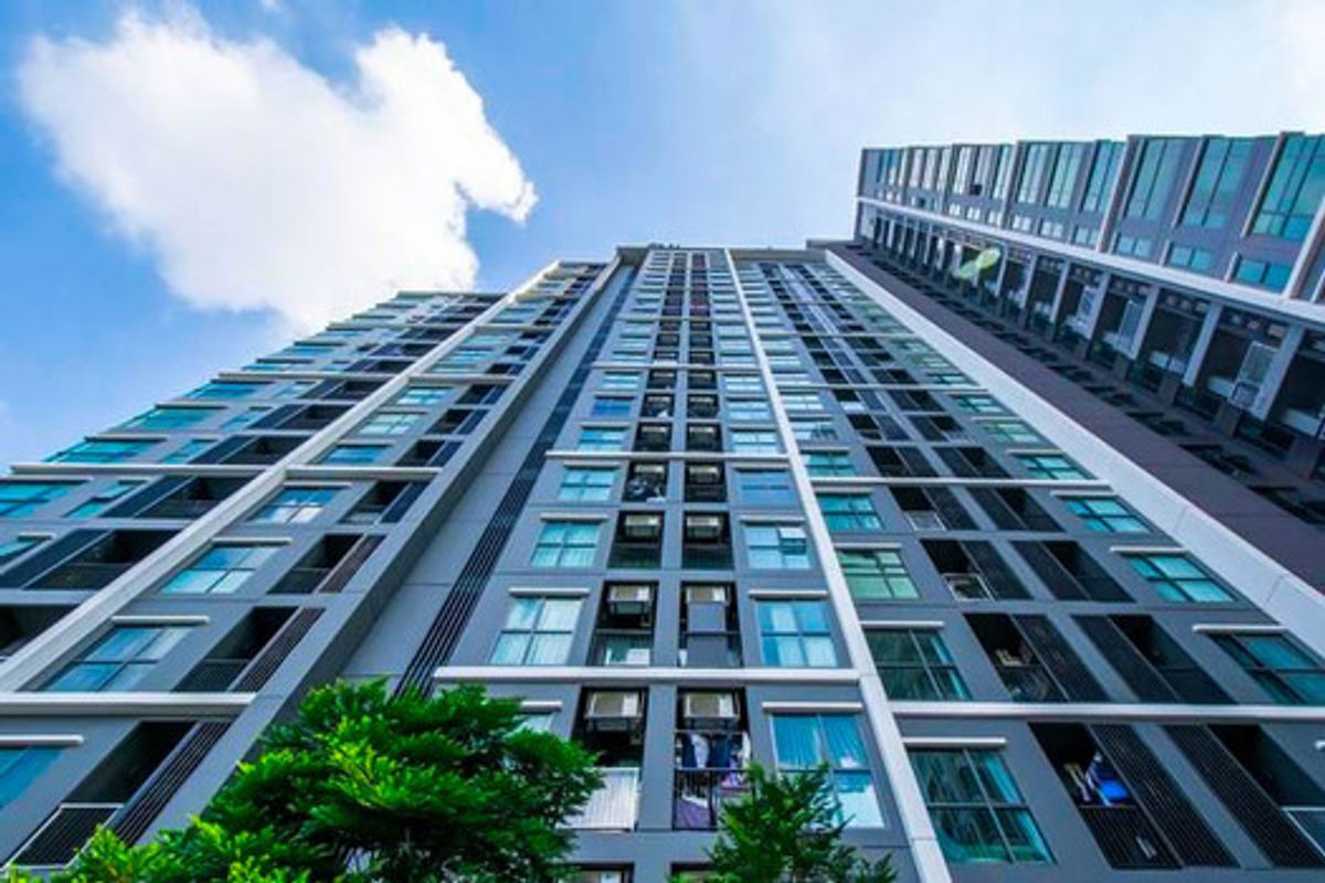 For RentCondoRatchathewi,Phayathai : Condo for Rent at Rhythm Rangnam – 2 Bedrooms, 2 Bathrooms, 63.5 sq.m.