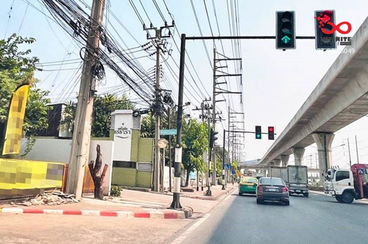 ขายที่ดินสมุทรปราการ สำโรง : ขายโกดังพื้นที่ 1200ตารางเมตร พร้อมที่ดิน 3ไร่ 245ตารางวา ซอยชื่นชม ถนนสุขุมวิท