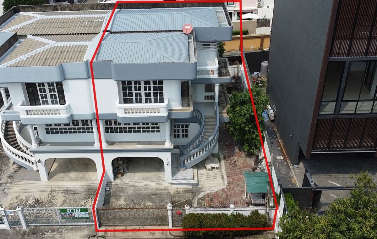 ให้เช่าทาวน์โฮมรามคำแหง หัวหมาก : 🏡 ให้เช่าทาวน์โฮมหลังมุม โครงการทาวน์อินทาวน์ บ้านหลังใหญ่ พื้นที่เยอะ ทำเลใจกลางเมือง เหมาะสำหรับอยู่อาศัยหรือโฮมออฟฟิศ