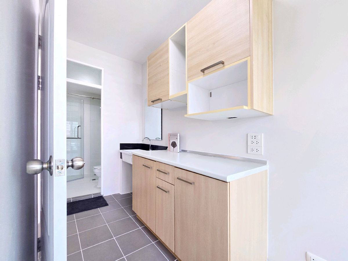 For SaleCondoChokchai 4, Ladprao 71, Ladprao 48, : 📌 Are you looking? The condo is comfortable. Renting is worth it! Condo on the golden location Lat Phrao - Wang Hin, near MRT and big mall 👉The Tree Ladprao - Wang Hin (The Tree Ladprao - Wang Hin) ✨️