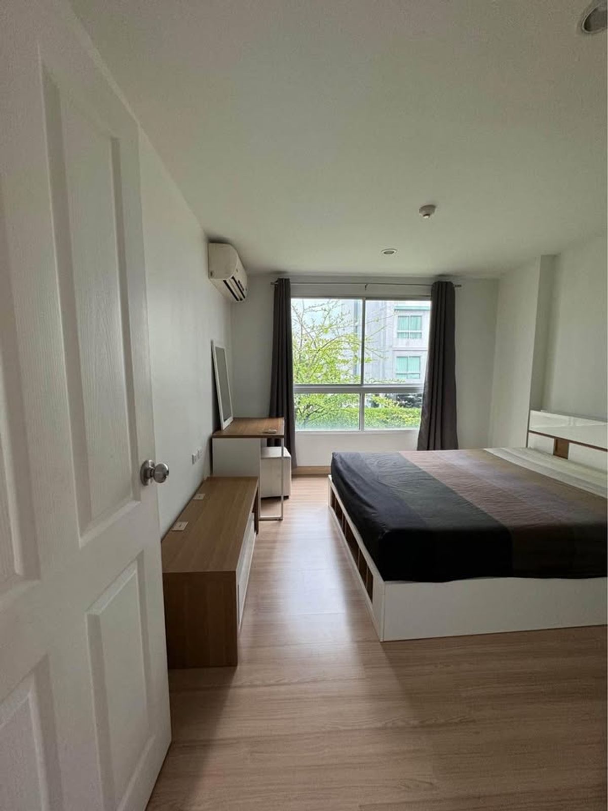 For SaleCondoKasetsart, Ratchayothin : (Code AM1535) Condo The Niche ID Ladprao - Wanghin The Nich ID Lat Phrao - Wang Hin is convenient to travel.