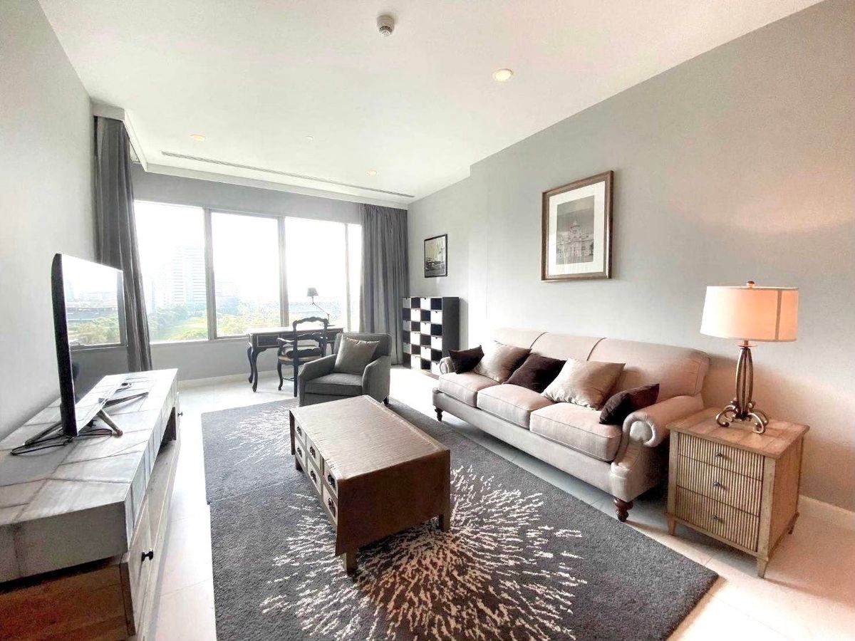 For SaleCondoWitthayu, Chidlom, Langsuan, Ploenchit : ✨ Urgent sale! Luxury condo @185 Rajadamri Furniture and Electrical appliances Ready Bedroom on the balcony of both rooms, good location, near BTS Ratchadamri
