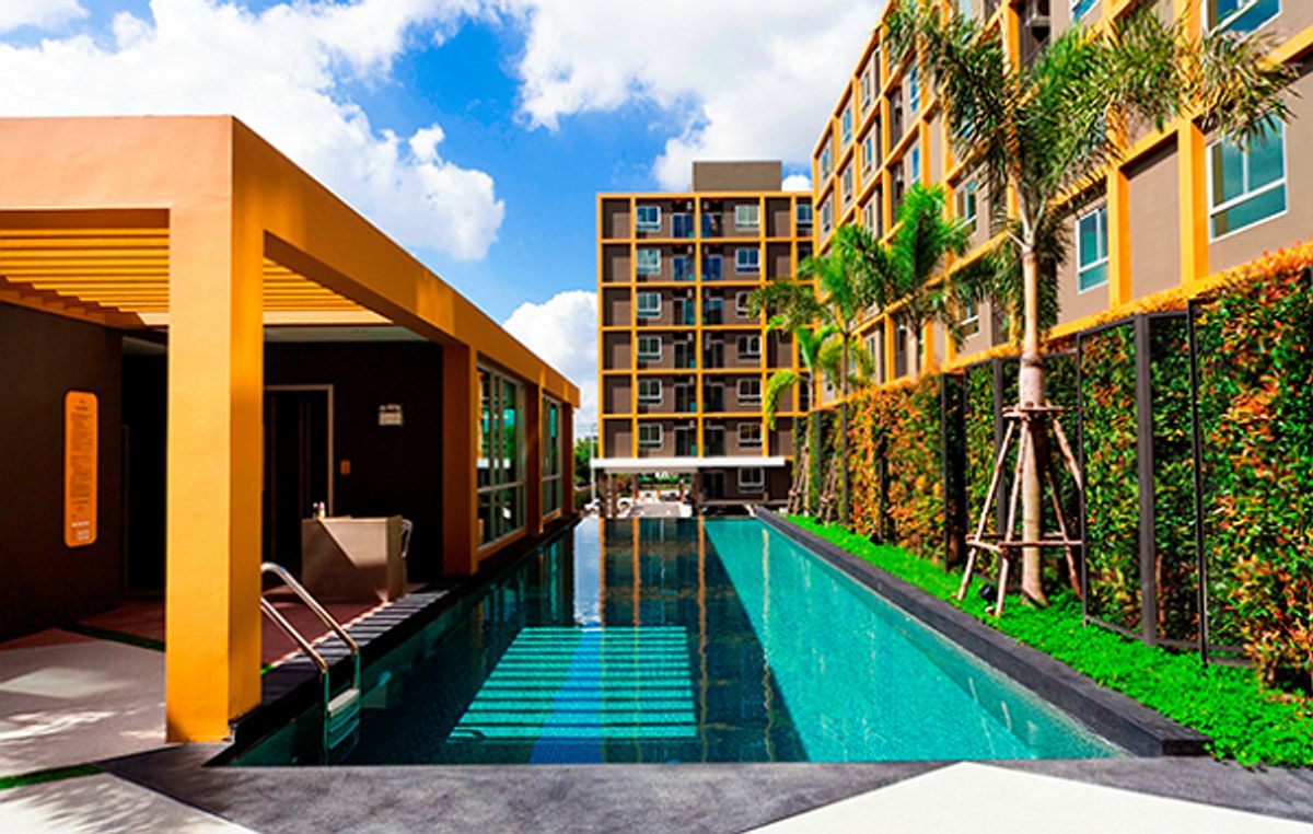 For SaleCondoRamkhamhaeng, Hua Mak : Condo for sale, corner room, garden! U -at Hua Mak Station 42.57 sq.m., 2nd floor with real wood built -in