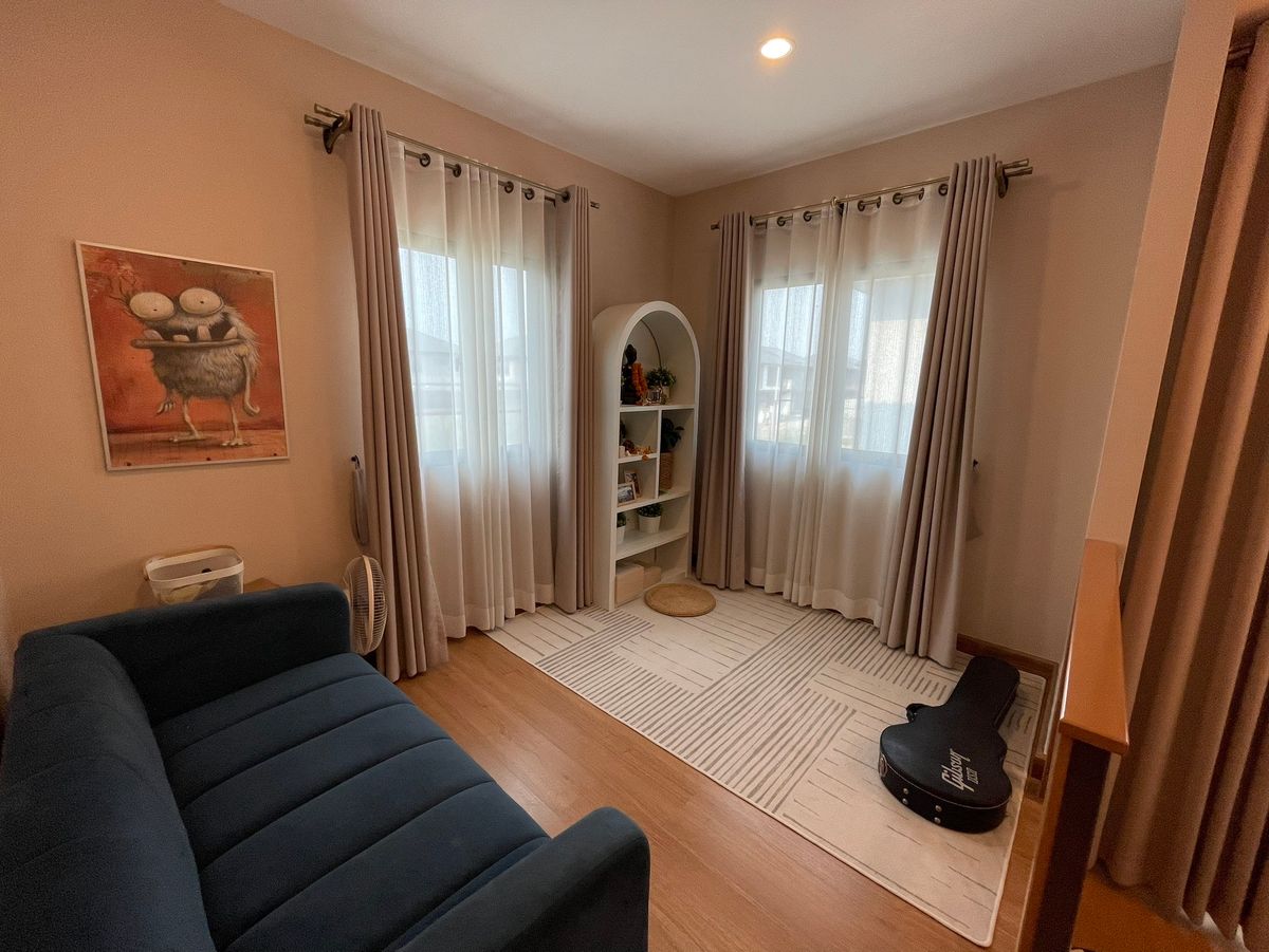 For RentHouseSamut Prakan,Samrong : 🎈 Free 2 -storey detached house for rent, Passorn Village, Bang Na Ring, 3 bedrooms, 3 bathrooms, allowed for 50,000/month.