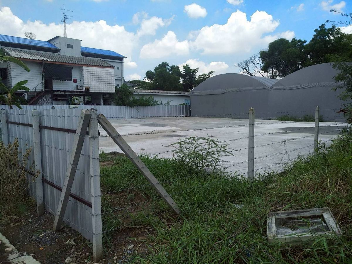 ขายที่ดินลาดกระบัง สุวรรณภูมิ : ที่ดินเปล่า 252 ตร.ว. ซอยอ่อนนุช 53 / (ขาย), Land 252 sq.w. Soi On Nut 53 / (SALE) FON037