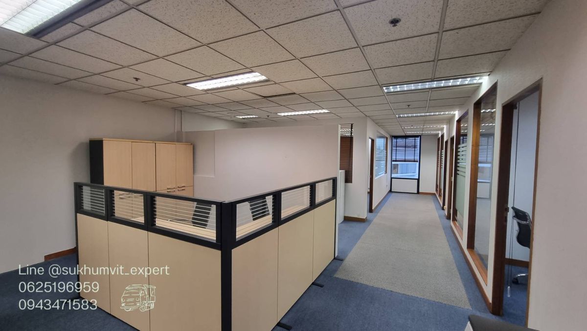 ให้เช่าสำนักงานนานา : Bts นานา ให้เช่าออฟฟิศตกแต่งเรียบร้อย 97 ตร.ม. พร้อมเฟอร์นิเจอร์ ย้ายเข้ามาทำงานได้เลย