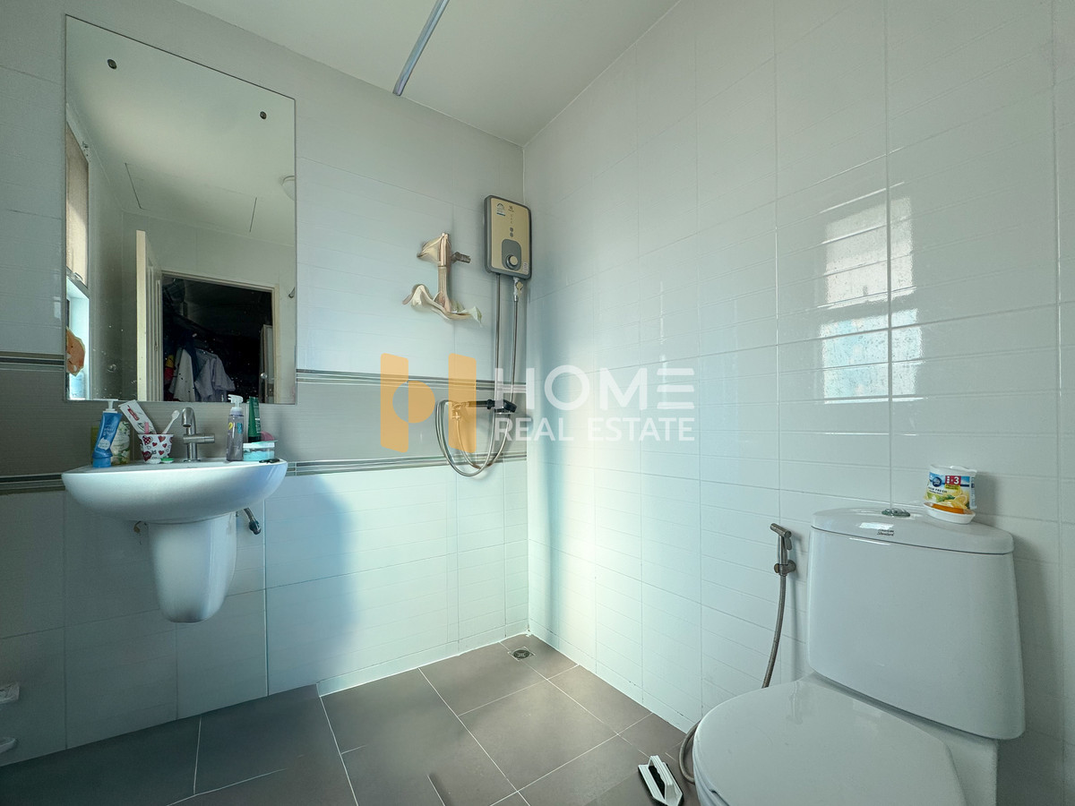 ขายทาวน์โฮมอ่อนนุช อุดมสุข : ขายด่วน! หลังมุม ต้นโครงการ ราคานี้ไม่มีแล้ว 🔥 ทาวน์ อเวนิว ศรีนครินทร์ / 3 ห้องนอน (ขายพร้อมผู้เช่า), Town Avenue Srinakarin / 3 Bedrooms (SALE WITH TENANT) FON042