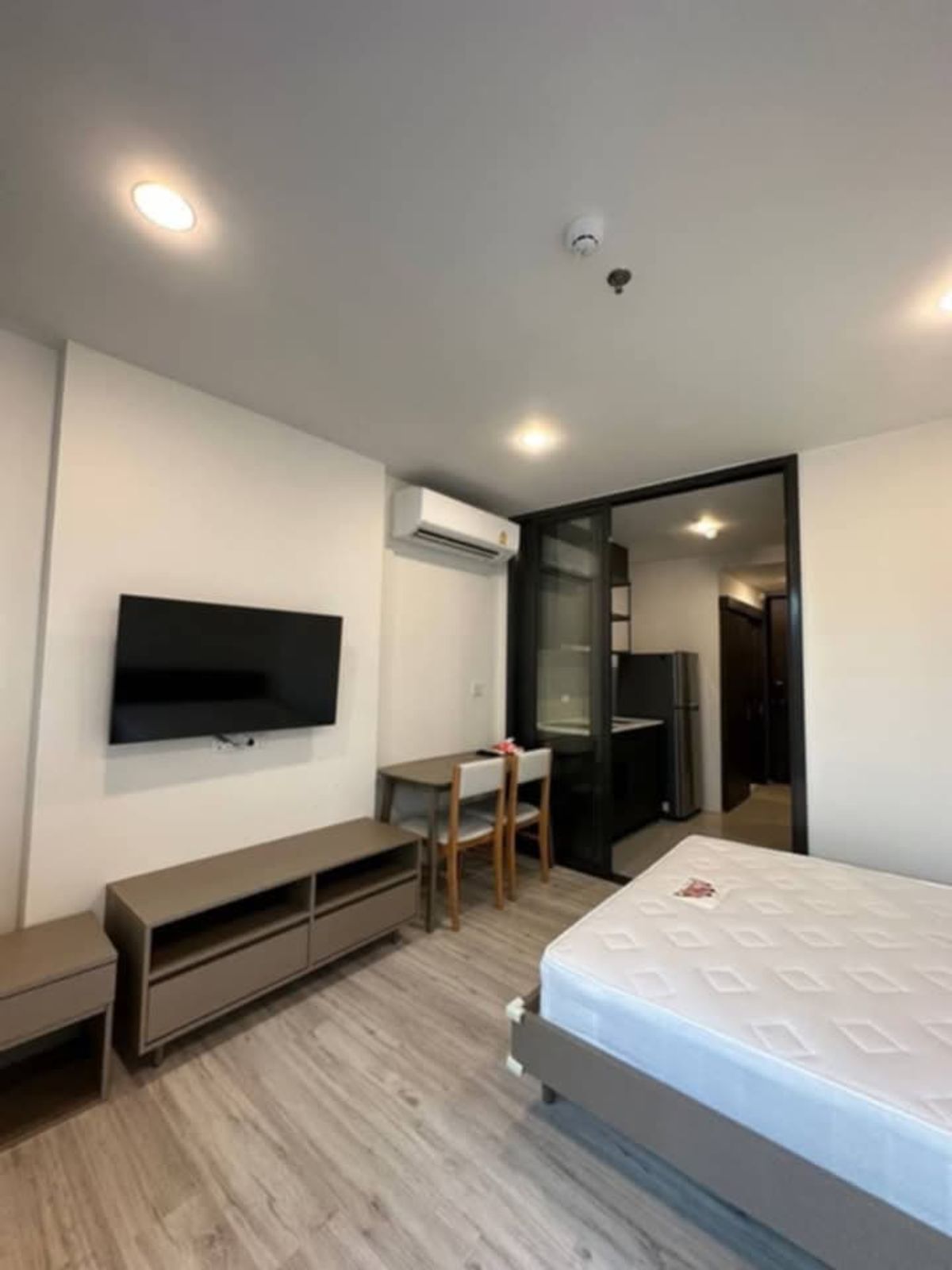 For RentCondoRatchadapisek, Huaikwang, Suttisan : XT Huaikhwang for Rent