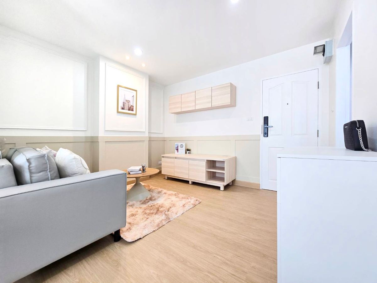 For SaleCondoKasetsart, Ratchayothin : 🏢 Good condo, location in the city center, a large room near Plaza Lagoon, just a few minutes, worth more than anyone else! 🌳 Double U Condominium Ladprao-Wang Hin 🌳