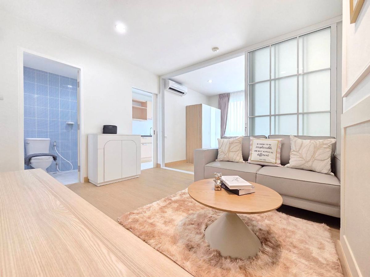 For SaleCondoKasetsart, Ratchayothin : 🏢 Good condo, location in the city center, a large room near Plaza Lagoon, just a few minutes, worth more than anyone else! 🌳 Double U Condominium Ladprao-Wang Hin 🌳
