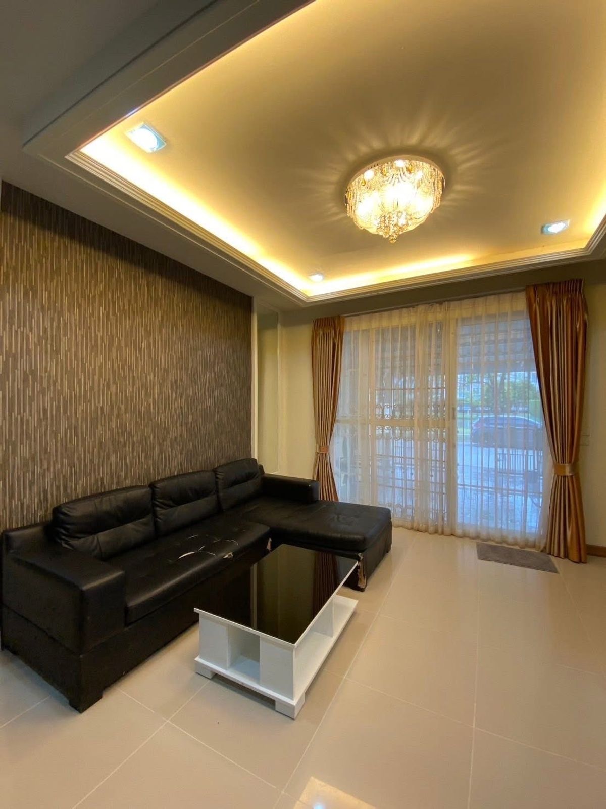 ให้เช่าทาวน์โฮมพัฒนาการ ศรีนครินทร์ : Golden Town Onnut Pattanakan