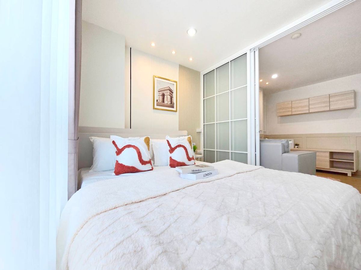 For SaleCondoKasetsart, Ratchayothin : 🏢 Good condo, location in the city center, a large room near Plaza Lagoon, just a few minutes, worth more than anyone else! 🌳 Double U Condominium Ladprao-Wang Hin 🌳