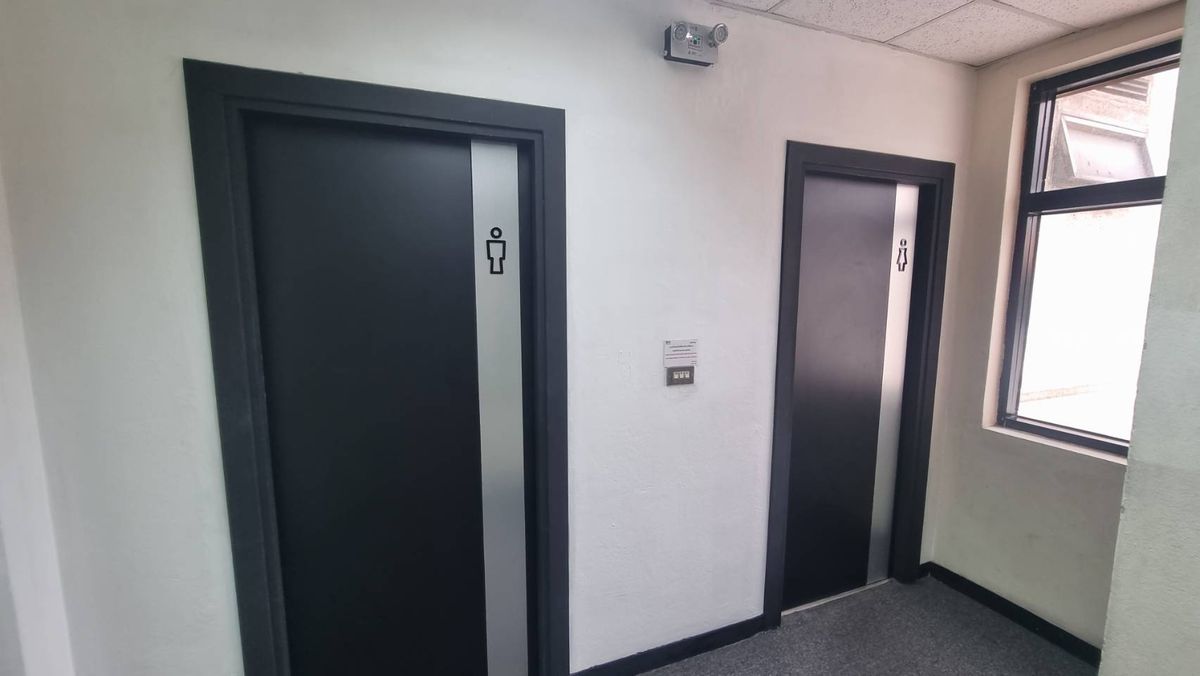 ให้เช่าสำนักงานนานา : Bts นานา ให้เช่าออฟฟิศตกแต่งเรียบร้อย 97 ตร.ม. พร้อมเฟอร์นิเจอร์ ย้ายเข้ามาทำงานได้เลย