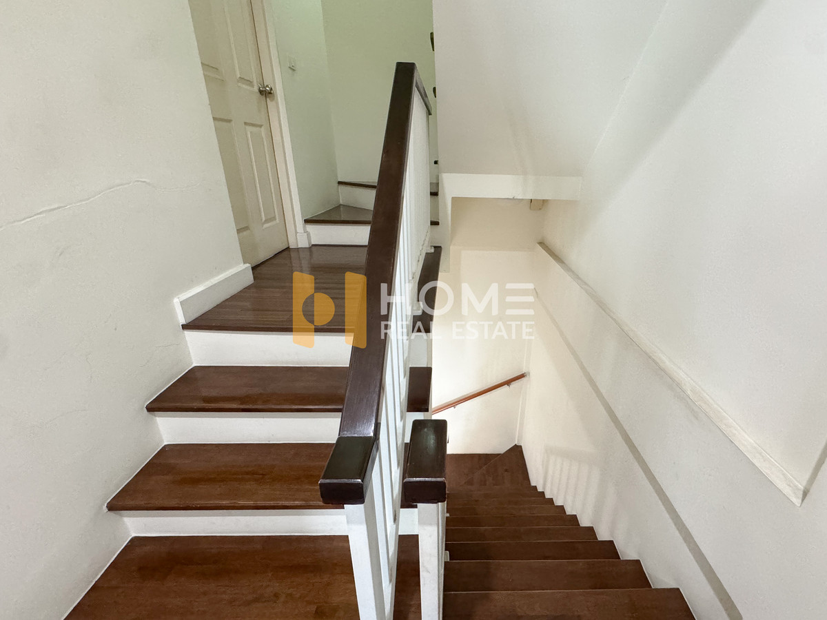 ขายทาวน์โฮมอ่อนนุช อุดมสุข : ขายด่วน! หลังมุม ต้นโครงการ ราคานี้ไม่มีแล้ว 🔥 ทาวน์ อเวนิว ศรีนครินทร์ / 3 ห้องนอน (ขายพร้อมผู้เช่า), Town Avenue Srinakarin / 3 Bedrooms (SALE WITH TENANT) FON042