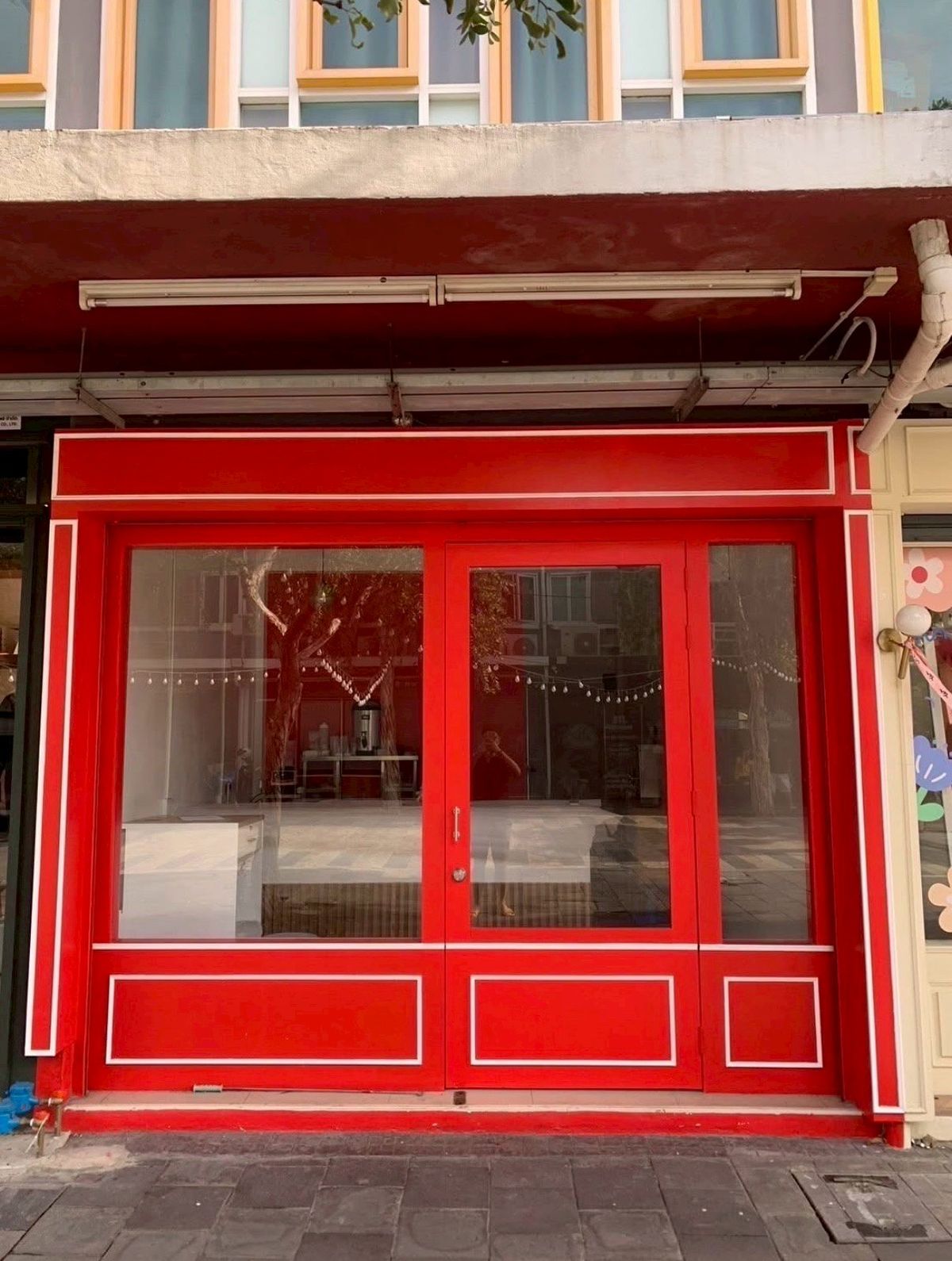 Shop HouseSiam Paragon ,Chulalongkorn,Samyan : ★ Rare Unit ★ Lasen/Rental of Banthat Thong area (Suan Luang Square) Building 2, Floor 42 sq.m. | Golden location