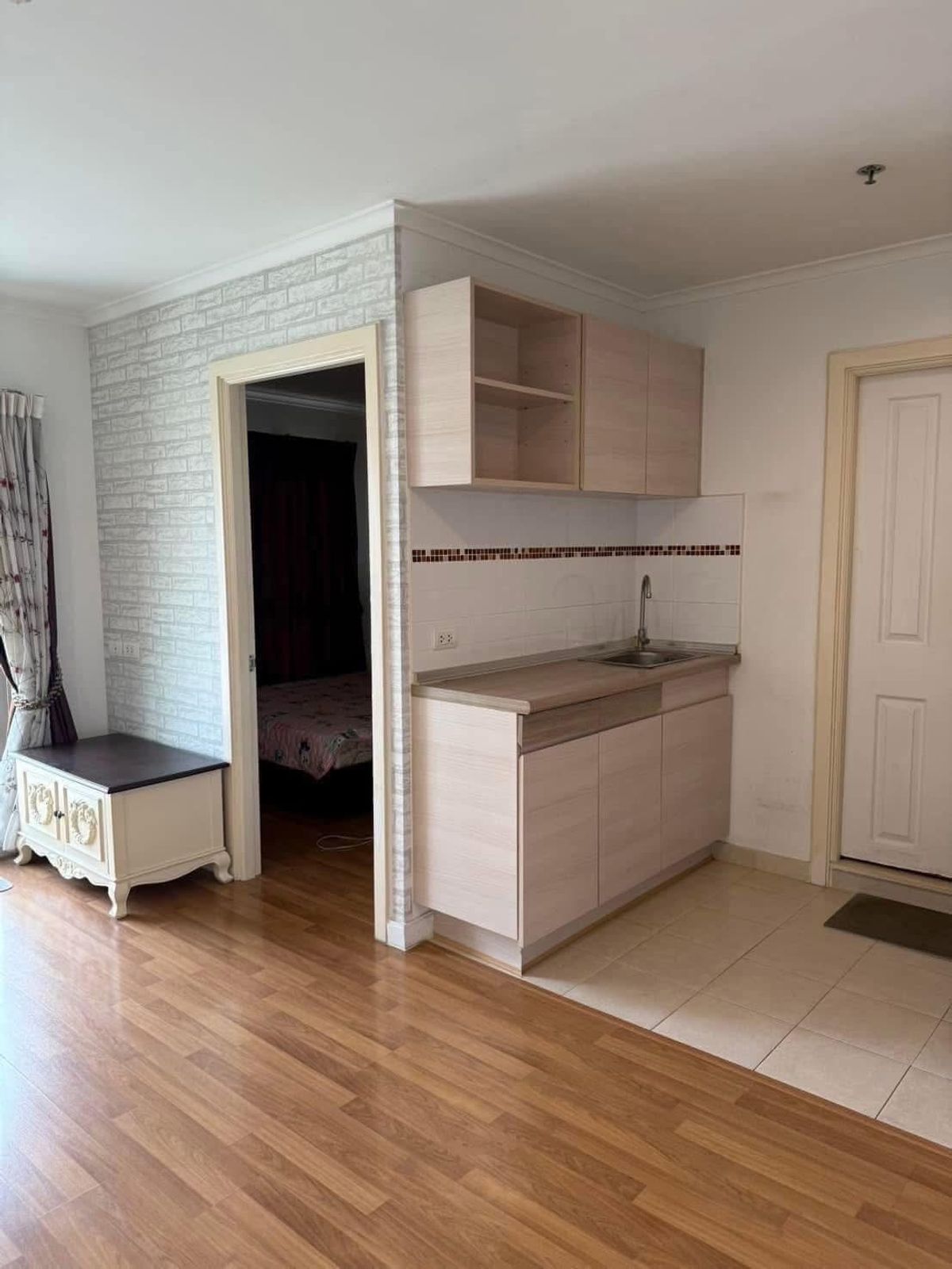 For SaleCondoKasetsart, Ratchayothin : Lumpini Place Ratchayothin Condo for sale, 1 bedroom, 1 bathroom, size 11, 30 square meters, price 2,990,000 baht.