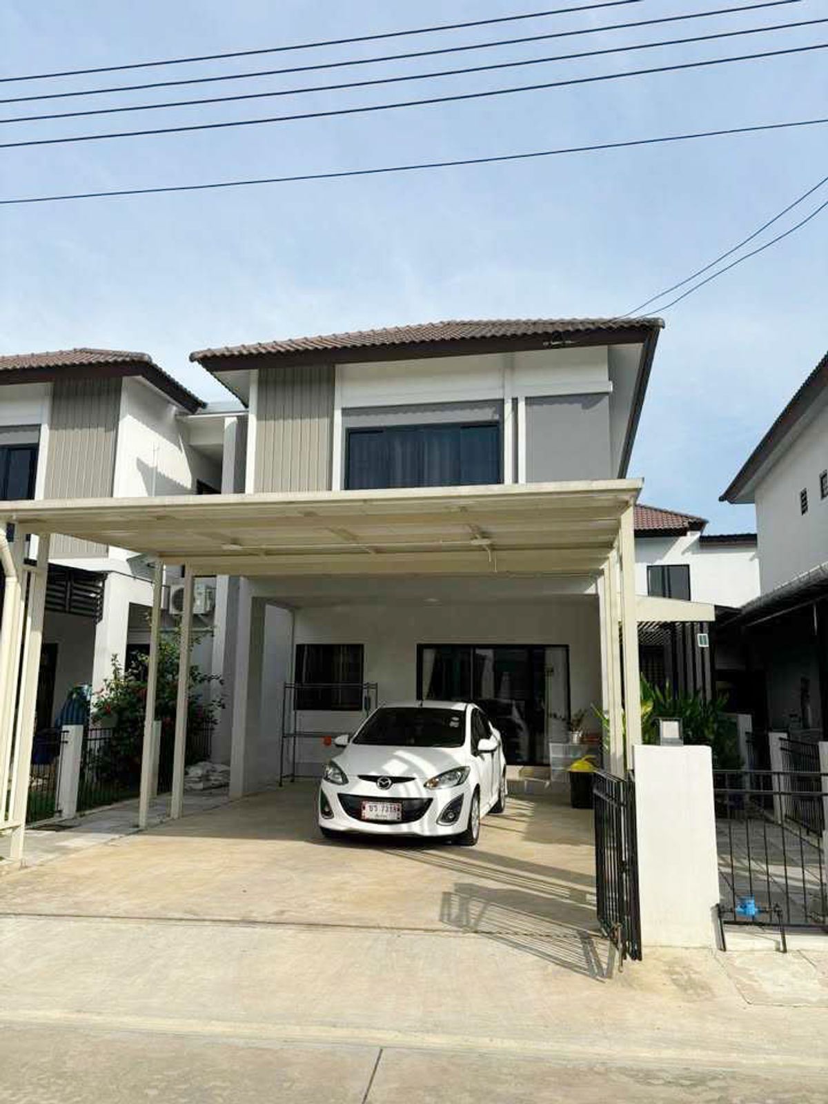For RentHouseChiang Mai : House in the project Rent 23,000 baht per month, near Saraphi Technical University, only 5 minutes. No.15H682