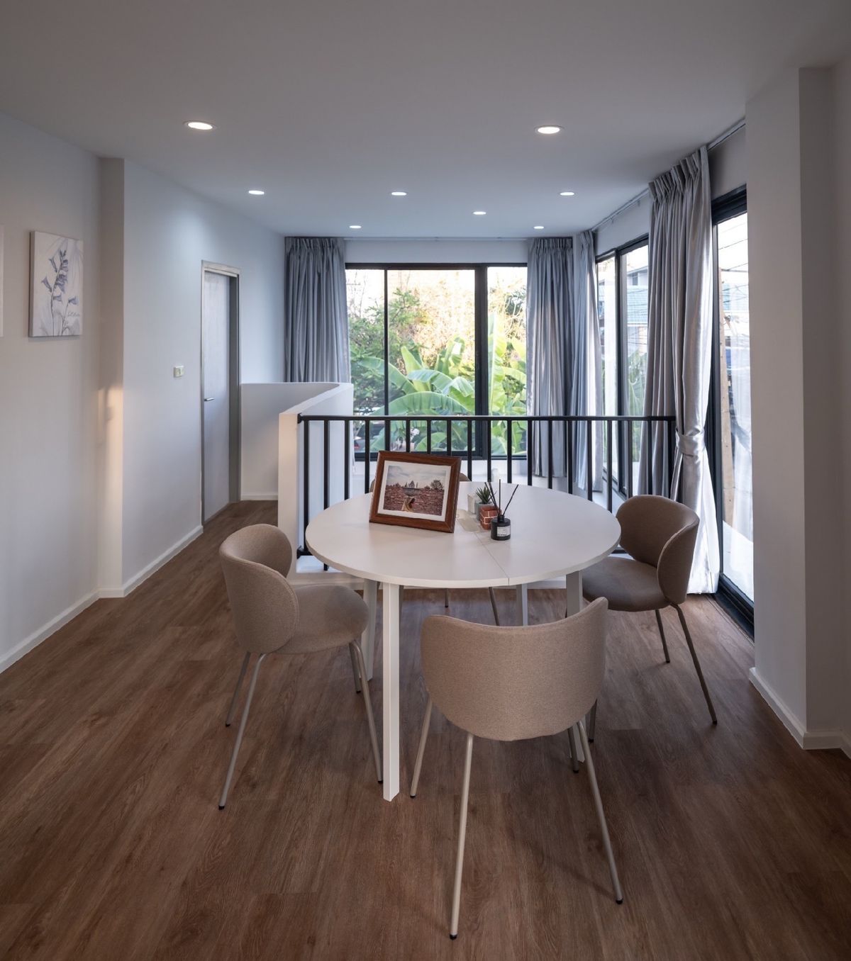 For SaleTownhomeChokchai 4, Ladprao 71, Ladprao 48, : 🔥𝑯𝑶𝑻 𝑫𝑬𝑨𝑳 𝑫𝑬𝑨𝑳 35-layer townhome behind Britloft Chokchai 4 corner, complete decorated, ready to watch. Contact 📲 095-9299924 (K. Benz)
