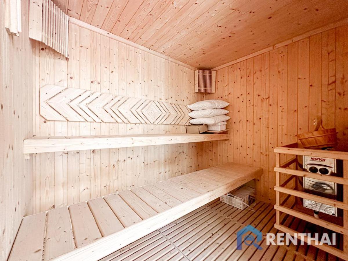 For SaleHousePattaya, Bangsaen, Chonburi : Luxurious 4-bed Villa in Pattaya, Private Pool & Furnished