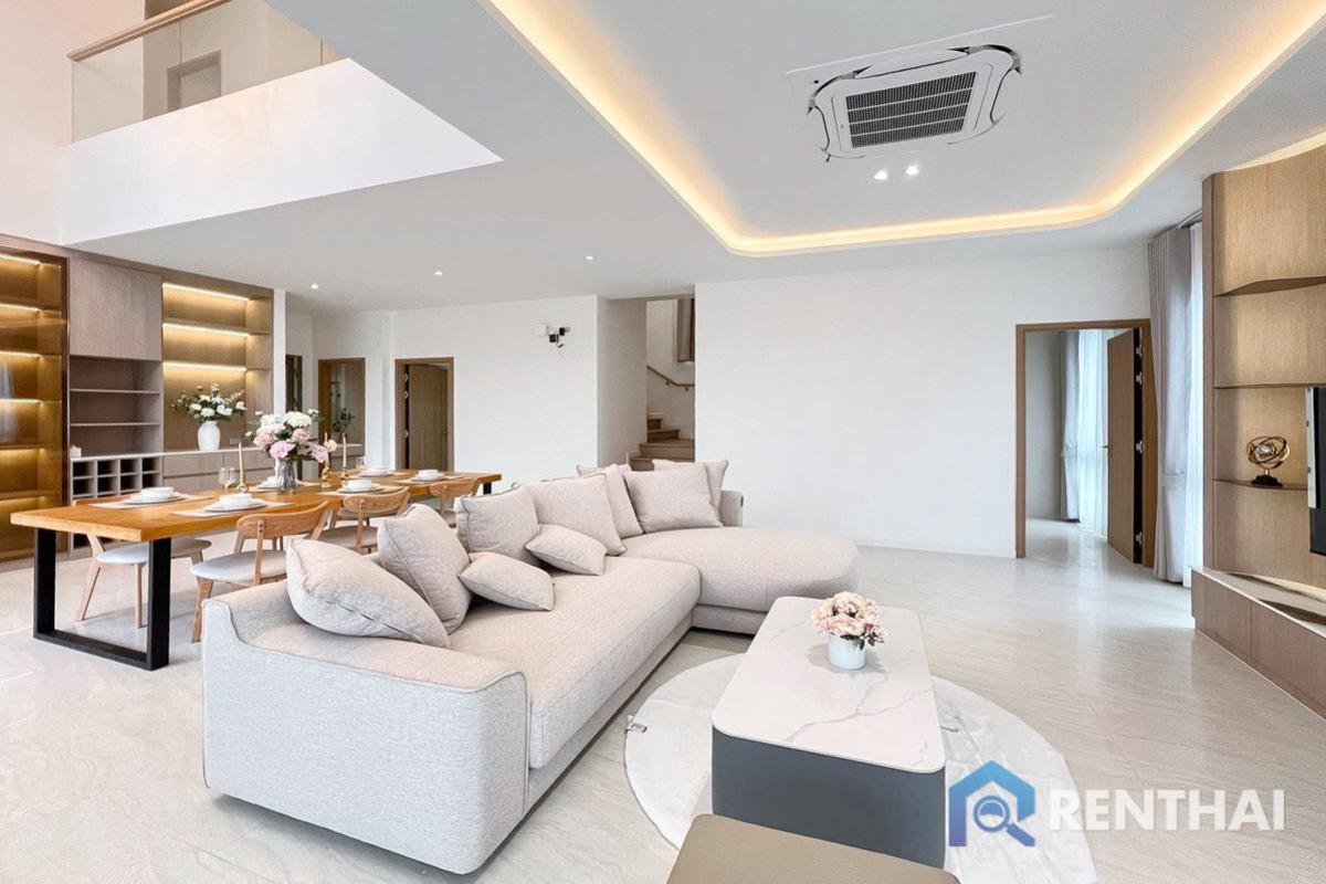 ขายบ้านพัทยา บางแสน ชลบุรี สัตหีบ : พร้อมเข้าอยู่ บ้านเดี่ยวสไตล์โมเดิร์น 4 ห้องนอน 4 ห้องน้ำ ในพัทยา