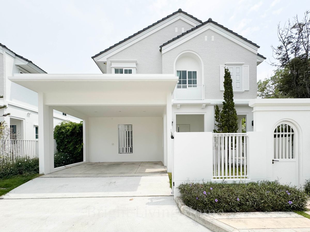 For RentHouseBangna, Bearing, Lasalle : Will renovate the end of April Hurry and book before the house is gone.