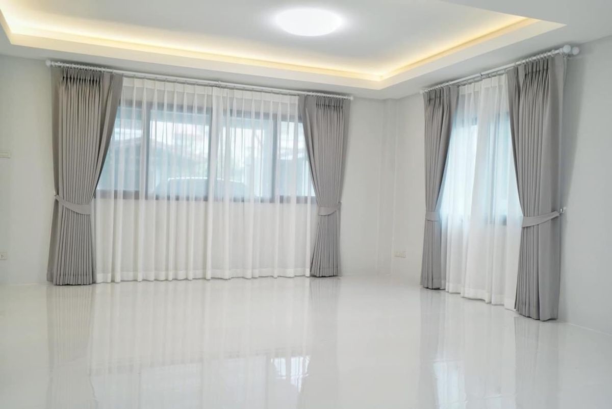 For SaleHouseLadkrabang, Suwannaphum Airport : The Master, Royal Soi Chalermprakiet 53 /5 Bedrooms (Sale), The Master Royal Soi Chaloem Phrakiat 53 /5 Bedrooms (SALE) FON030