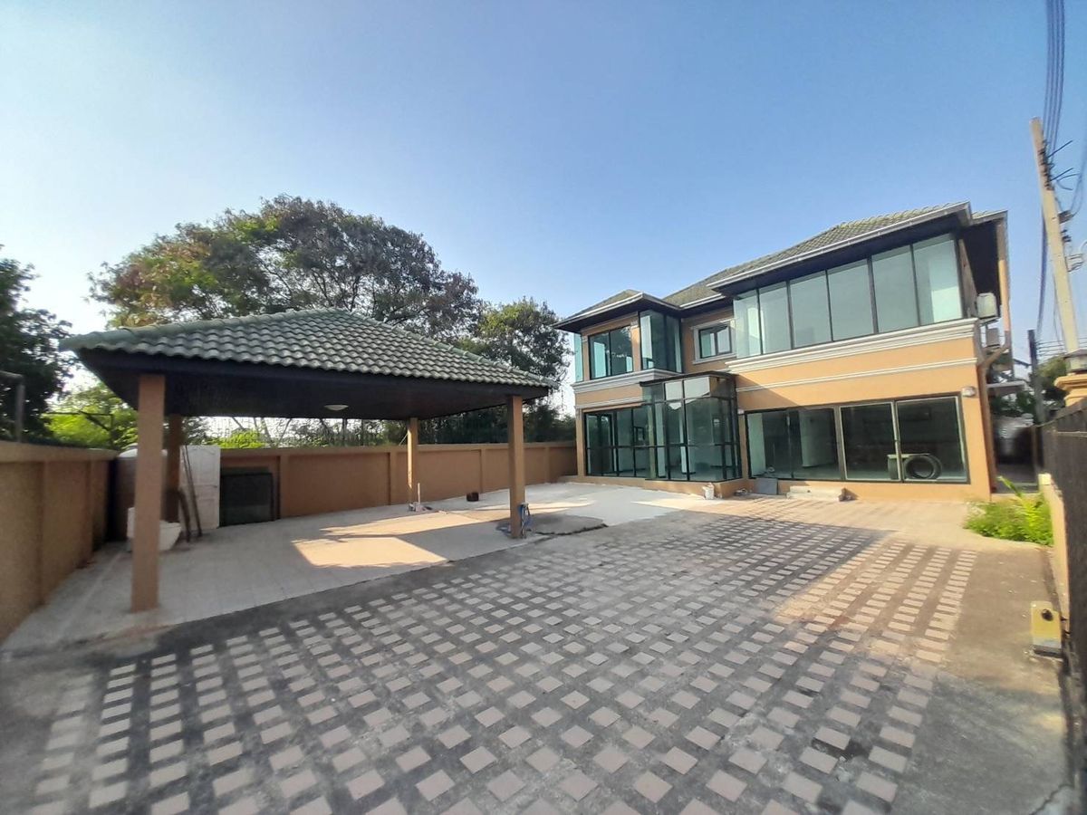 ขายบ้านบางนา แบริ่ง ลาซาล : หมู่บ้าน ไชโย แบริ่ง 39 / 4 ห้องนอน (ขาย), Chaiyo Village Bearing 39 / 4 Bedrooms (FOR SALE) JET036