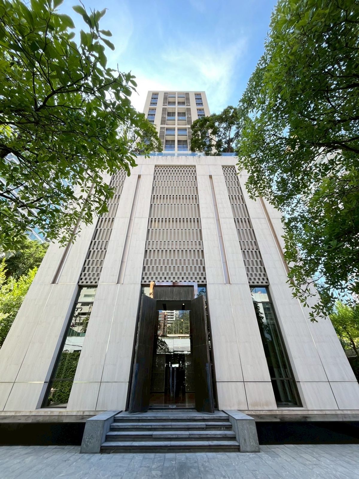 ให้เช่าคอนโดสุขุมวิท อโศก ทองหล่อ : XXXIX BY SANSIRICONDO ⭐️LUXURY+PRIVATE SPACE ⭐️