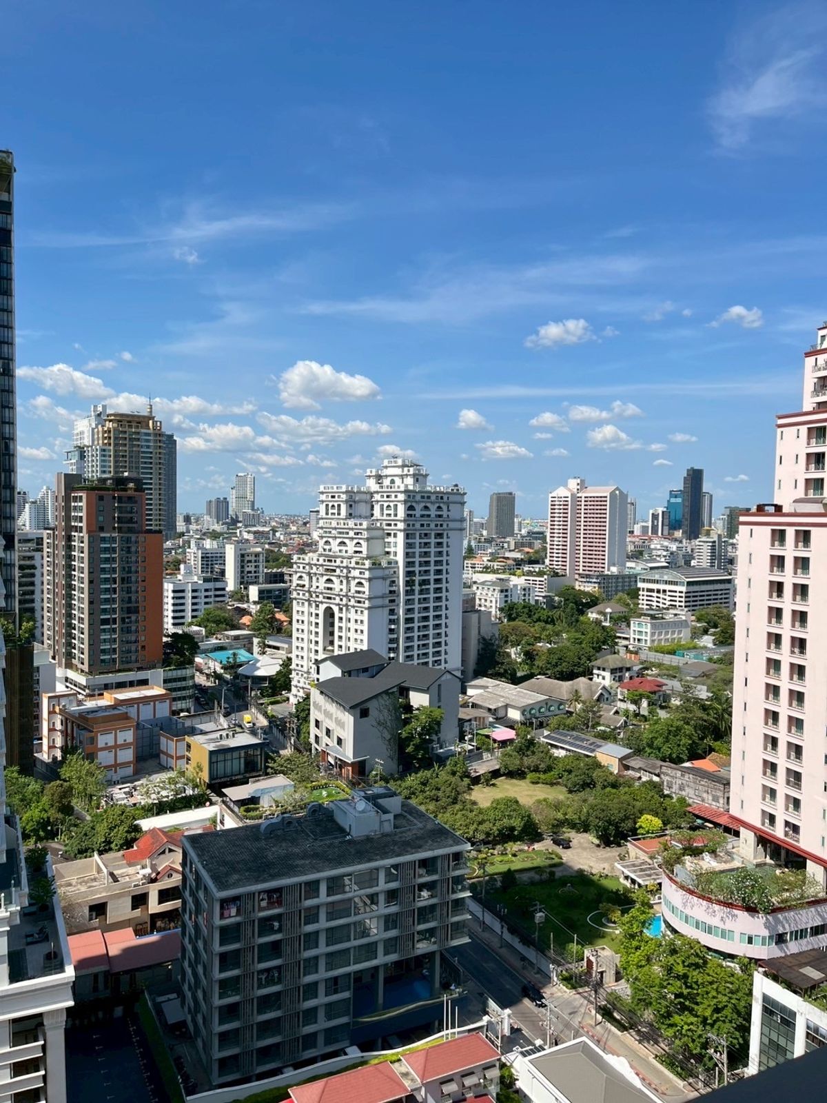 ให้เช่าคอนโดสุขุมวิท อโศก ทองหล่อ : XXXIX BY SANSIRICONDO ⭐️LUXURY+PRIVATE SPACE ⭐️