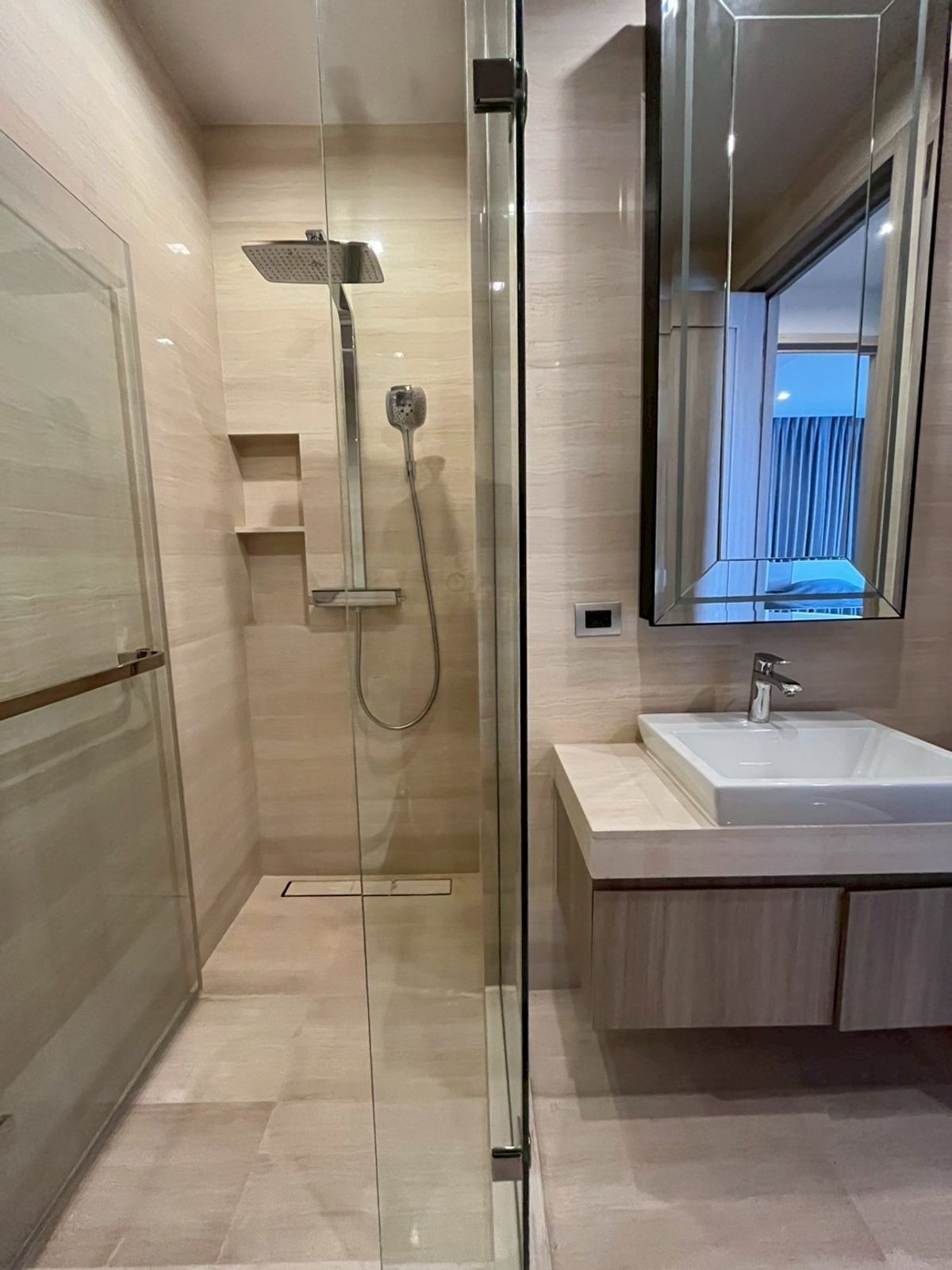 ให้เช่าคอนโดสุขุมวิท อโศก ทองหล่อ : XXXIX BY SANSIRICONDO ⭐️LUXURY+PRIVATE SPACE ⭐️