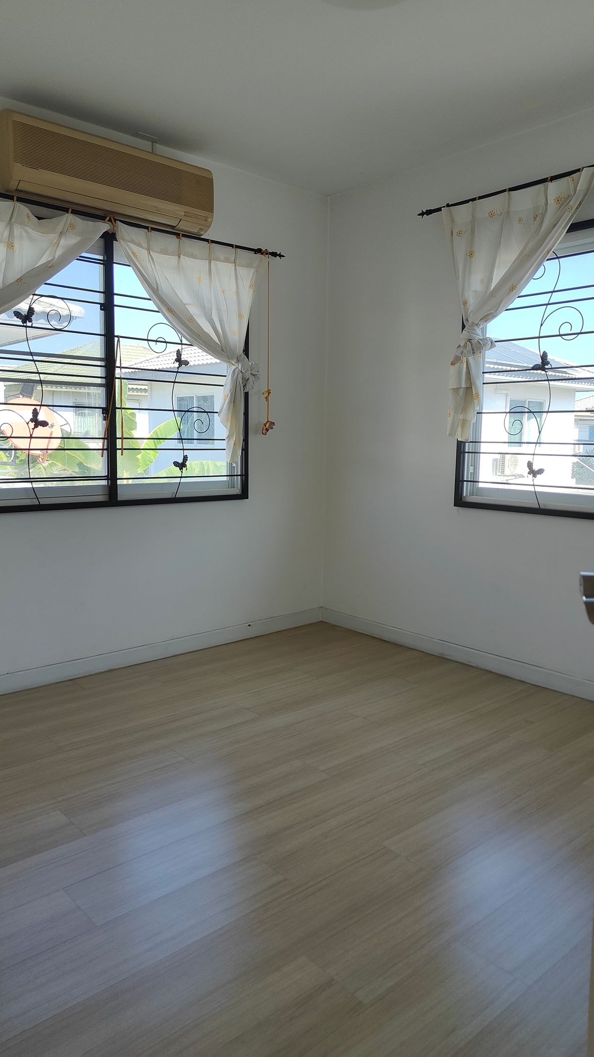 ขายบ้านพระราม 2 บางขุนเทียน : ขายบ้านเดี่ยว อินนิซิโอ พระราม 2  หน้าบ้านติดสวนกว้าง  ใกล้ส่วนกลาง บ้านต้นโครงการ