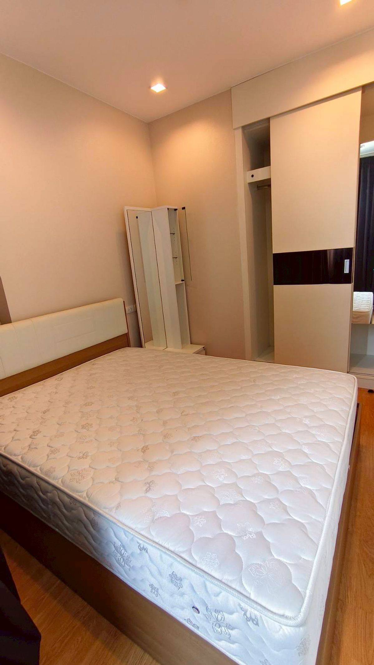 ให้เช่าคอนโดอ่อนนุช อุดมสุข : Q House Condo Sukhumvit 79 (คิว เฮ้าส์ คอนโด สุขุมวิท 79) for Rent (1bed1bath 30sqm)