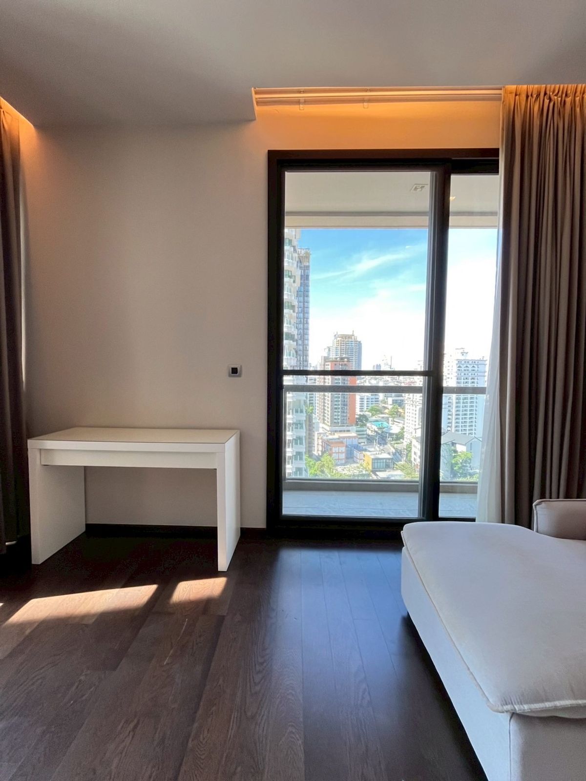 ให้เช่าคอนโดสุขุมวิท อโศก ทองหล่อ : XXXIX BY SANSIRICONDO ⭐️LUXURY+PRIVATE SPACE ⭐️