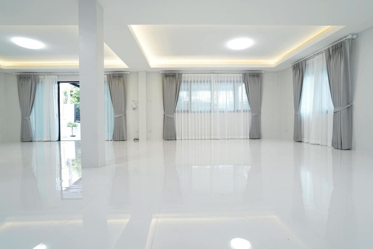 For SaleHouseLadkrabang, Suwannaphum Airport : The Master, Royal Soi Chalermprakiet 53 /5 Bedrooms (Sale), The Master Royal Soi Chaloem Phrakiat 53 /5 Bedrooms (SALE) FON030