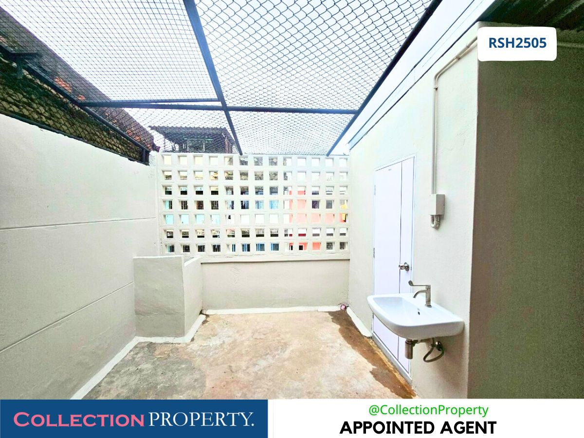 For RentShop HouseSiam Paragon ,Chulalongkorn,Samyan : 🔥 Exclusive Commercial Building for Rent on Banthat Thong Road—The Hottest Business Hub Right Now!