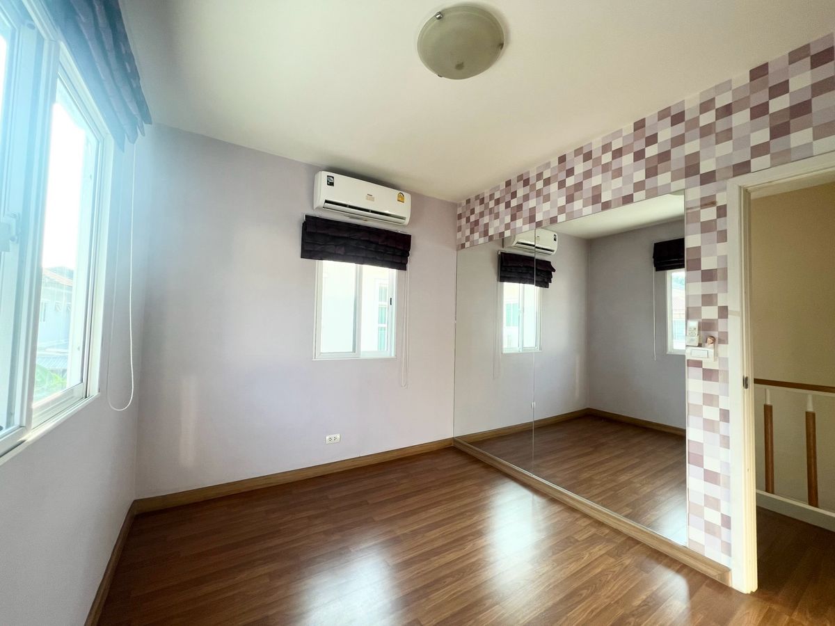 For SaleHouseLadkrabang, Suwannaphum Airport : The Platon Rama 9 - Ring 1 /3 Bedrooms (Sale), The Plant Rama 9 - Wongwaen 1 /3 Bedrooms (For Sale) AA350
