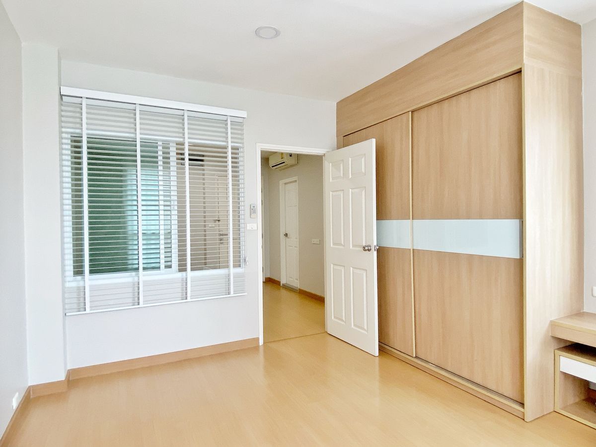 For SaleCondoOnnut, Udomsuk : Condo for sale 1 bedroom 41 sqm. Good location near BTS Live At Sukhumvit 65 (SM1118) Project