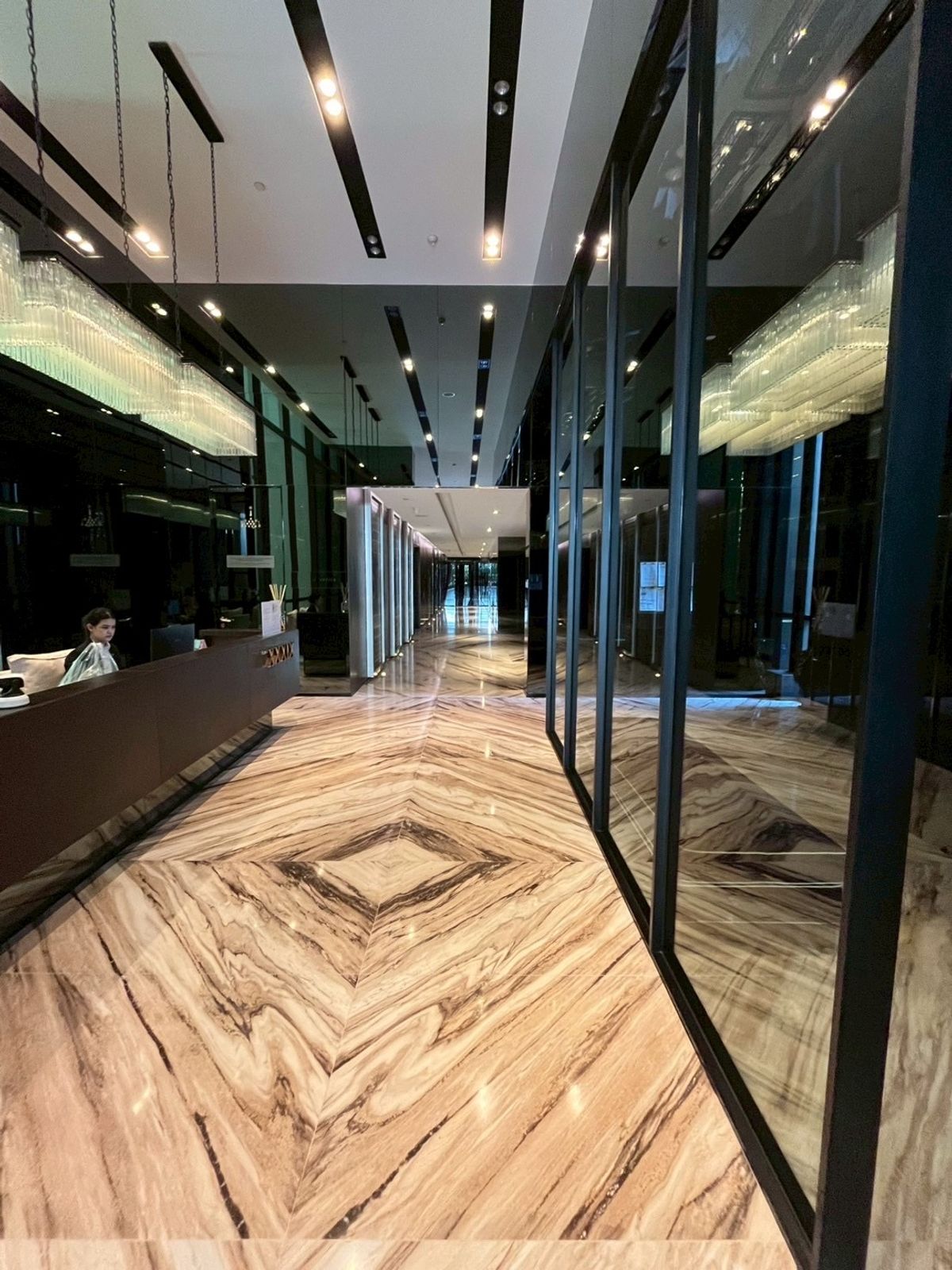 ให้เช่าคอนโดสุขุมวิท อโศก ทองหล่อ : XXXIX BY SANSIRICONDO ⭐️LUXURY+PRIVATE SPACE ⭐️