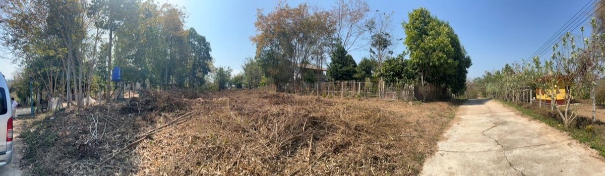 For SaleLandChiang Rai : Selling very cheap !! Land 3 jobs, 64 sq.w., next to the Golden Location, Mae Chan District, Chiang Rai Province, near Rai Chai Fong Rai, Doi Kham Lotus, Mae Chan
