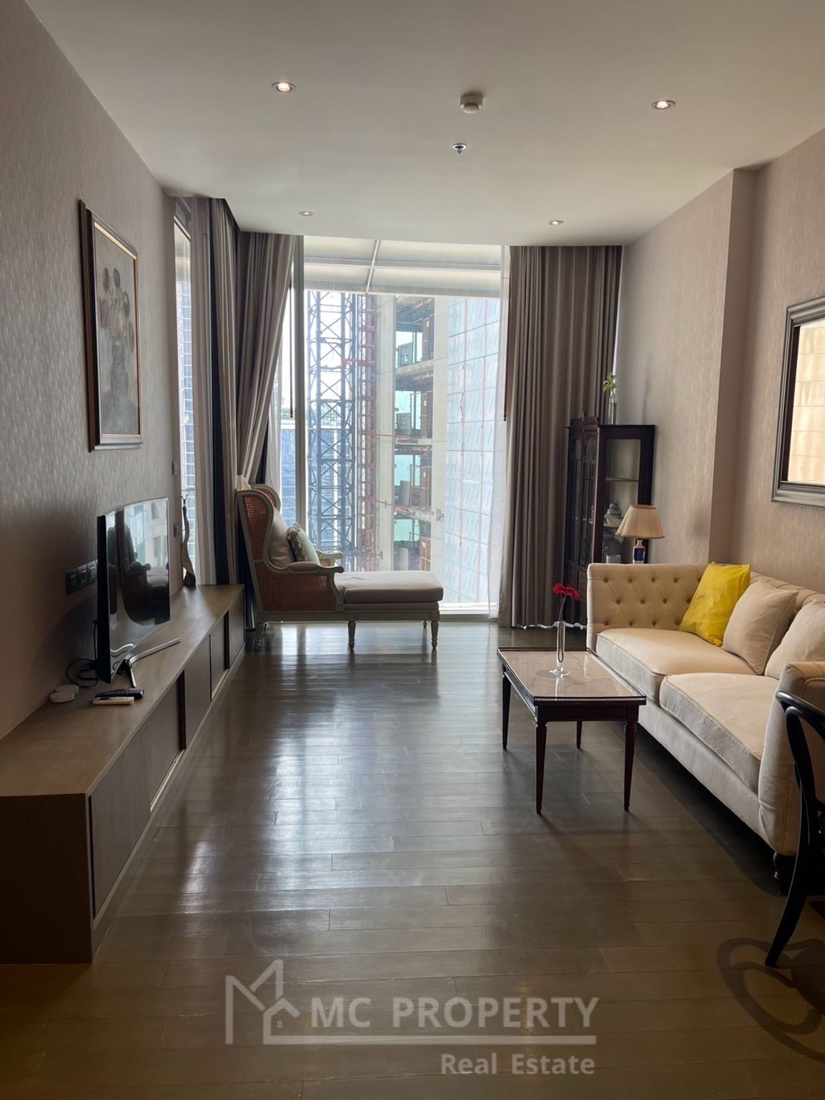 For RentCondoWitthayu, Chidlom, Langsuan, Ploenchit : Magnolias Ratchadamri 1 bedroom 50sqm 20fl++ for rent only 48,000 please contact 0816878954
